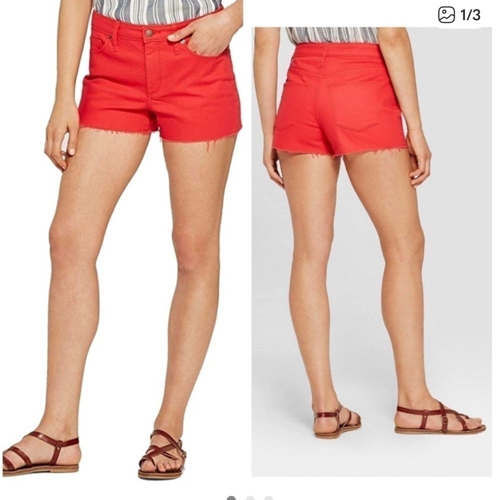 Universal Thread Red High Rise Frayed Denim Shorts Size 8 Summer Cutoffs